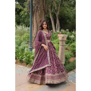 Lentejuelas bordadas doradas funcionan con seda rassiana trabajo Duppatta - Product Image 3