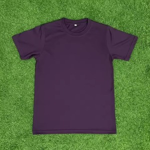 Camiseta de alta calidad de color sólido, ligera, con cuello redondo, 100% algodón para hombre. - Product Image 1