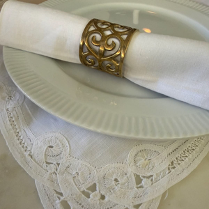 Anneaux de serviette en laiton en gros, porte-serviettes métalliques en forme de baril, boucles de décoration de table rondes en or antique en vrac - Product Image 5