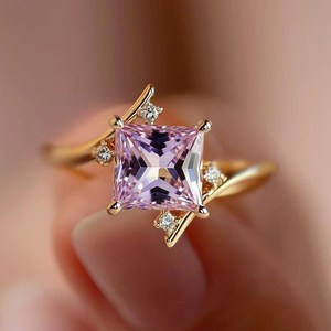 แหวนเปิดวงทองคำแท้ 14K ประดับมอสซาไนต์ทรงปรินเซสคัท 1 กะรัต สีชมพูแซฟไฟร์ สำหรับผู้หญิง ของแท้ เหมาะสำหรับงานแต่งงาน ของขวัญสำหรับเพื่อนเจ้าสาว - Product Image 2