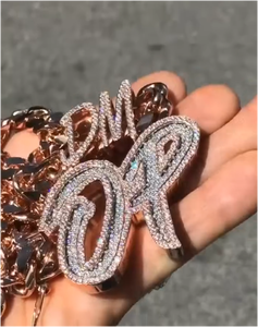 Pendentif personnalisé avec initiales, entièrement serti de diamants Moissanite VVS D S925, chaîne en or plaqué avec logo, pour hommes et femmes - Product Image 1