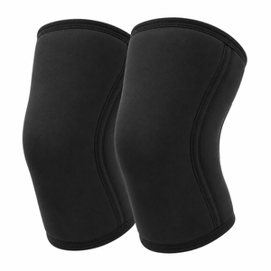 Rodilleras Premium que Proporcionan Compresión Estable, Movimiento Flexible Unisex y Soporte Cómodo Durante Entrenamientos de Fuerza - Product Image 3