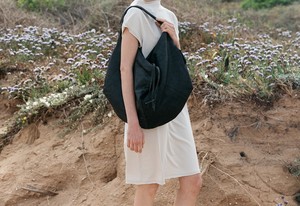 New Arrival Low MOQ Hot Sale Fashion Leather Hobo <b>Bag</b> Latest Design Wholesale Price Fashion Durable Material Leather Hobo <b>Bag</b> - Product Image 5