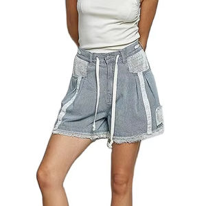 Shorts de Mezclilla a Rayas con Cordón Ajustable y Bajo Deshilachado POL - Product Image 4