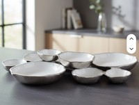 Ensemble de bols de service blancs et argentés, bols à collation en métal, plats de présentation de nourriture ronds irréguliers pour la décoration de table de fête