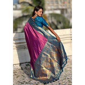 ชุดราตรีผ้าไหมลาเวนเดอร์กาล่า พร้อมผ้าปาธาไน ปาดียาล ซารี ทอแบบคадияล ซารี  พร้อมงานปักอินเดียที่เป็นเอกลักษณ์ - Product Image 3