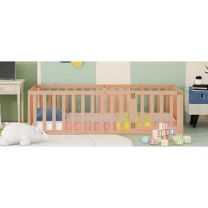Letto a terra in legno naturale per bambini, misura Twin, con recinzione e porta (Vecchio SKU WF289661AAM) - Product Image 3