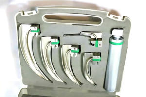 Ensemble de laryngoscopes électriques à fibres optiques Macintosh, 5 lames courbées en acier inoxydable, certifié CE ISO, OEM ODM, pour intubation ORL - Product Image 5