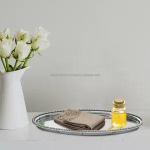 Plateau à bordure en corde plaqué or polonais fait main tendance et contemporain pour la décoration de la maison, décoration de Noël, plateaux décoratifs multi-pièces - Product Image 1