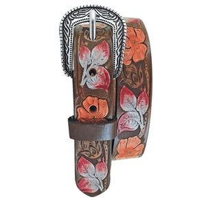 Ceinture en cuir pleine fleur unisexe de style western, avec motif floral en relief, sculptée et peinte à la main, et boucle de créateur - Product Image 1
