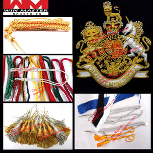 Crochets en laine disponibles en différentes couleurs drapeaux | Meilleurs crochets en plumes à vendre - Product Image 5