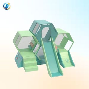 Structure de jeu multicolore en nid d'abeille avec toboggans et grimpeurs, espace de jeu grillagé pour aires de jeux intérieures et jardins d'enfants OEM/ODM - Product Image 3
