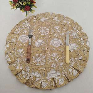 Napperons floraux jaunes réversibles modernes Frill Edge Hand Block Print Décoration de table à manger jetable réutilisable pour les banquets à la maison - Product Image 1