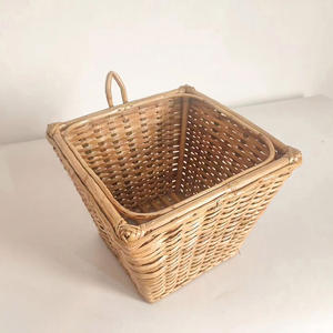 Pot suspendu en rotin, décoration de jardin bohème, panier à plantes en cannage de qualité supérieure - Product Image 1