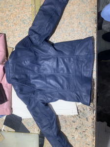 Chaqueta de Moto para Hombre en Cuero PU Azul, Cuello Alto, Cierre de Cremallera, Corte Ajustado, Manga Regular, Color Sólido, Diseño Repujado, para Otoño - Product Image 3