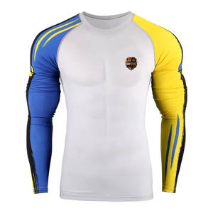 เสื้อกีฬาบีบรัดกล้ามเนื้อสำหรับผู้ชาย ผ้าระบายอากาศดี ออกแบบมาเพื่อการรองรับร่างกาย และน้ำหนักเบา เหมาะสำหรับการฝึกซ้อม - Product Image 1