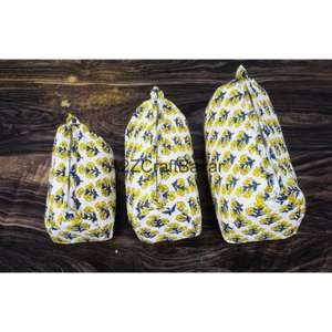 Pochette de voyage multifonctionnelle en coton imprimé avec pompon, écologique, sur mesure, avec fermeture éclair, disponible en 3 tailles pour organiser les cosmétiques - Product Image 2