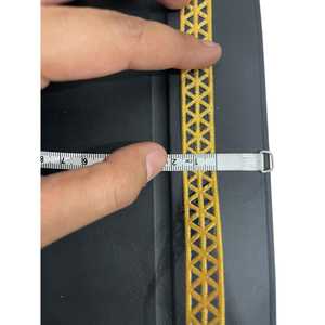 Elegante encaje de algodón con bordes de encaje, ideal para vestidos, ribetes de dupatta y prendas de diseñador. - Product Image 1