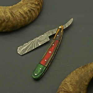 Couteaux de survie Pasha Ente faits à la main en acier Damas, ultra-affûtés, avec manche en bois rouge et vert, étui en cuir, pour la chasse et l'extérieur, à pointe tombante - Product Image 1