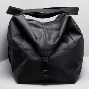 Bolsa Deportiva Informal de Gran Capacidad, Fabricada con Poliéster Ecológico Resistente, Asas Reforzadas, Diseño Unisex para Gimnasio - Product Image 5