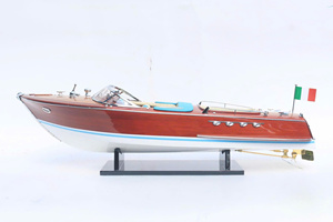 เรือเร็วไม้ทำมือรุ่น SUPER RIVA LAMBOR.GHINI LUXURY EDITION จากอิตาลี ขัดเงา ทาสี พร้อมตั้งโชว์ สำหรับธุรกิจหรูหรา - Product Image 2