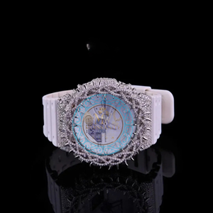 นาฬิกาข้อมือทรง Tonneau สายยางสีขาว รุ่น Luxury Thorn Unisex ตัวเรือนโลหะผสม ประดับเพชร หน้าปัดอนาล็อก กระจกแซฟไฟร์ เรืองแสง - Product Image 1