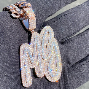 Pendentif personnalisé pour homme avec initiale, style Hip Hop Rapper, en argent sterling 925 bicolore, serti de moissanite, testé et certifié - Product Image 2