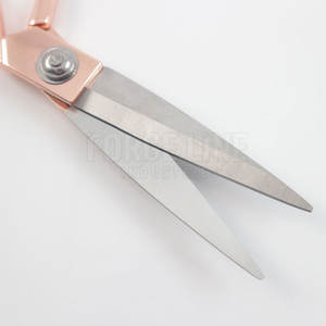 Ciseaux à manche en laiton, lames durables et aiguisées pour la coupe de tissus, la couture et l'utilisation en atelier - Product Image 4