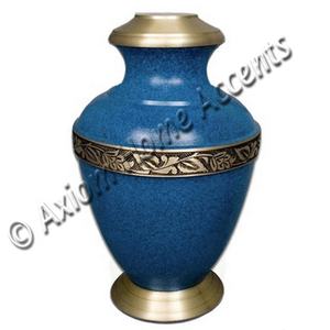 Elegante urna funeraria de latón con artesanía detallada y superficie brillante para un monumento duradero de Axiom Home Accents - Product Image 1