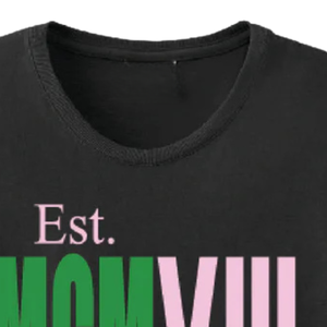 Negro para números romanos Est. Camiseta gráfica MCMVIII de algodón suave, manga corta, cuello redondo, informal, hermandad griega, verano - Product Image 5