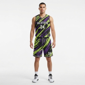 Ensemble de maillot et short de basket-ball personnalisé avec motif éclair noir, vert et violet, uniforme de sport respirant - Product Image 1