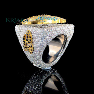 Bague Hip-Hop pour Homme en Argent 925 Plaqué Or 18K avec Diamant de Laboratoire Taille Ronde Brillante, Bijou de Fête - Product Image 1