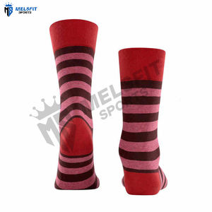 Chaussettes de football personnalisables écologiques de qualité supérieure, respirantes, antidérapantes et anti-humidité pour adultes - Product Image 3