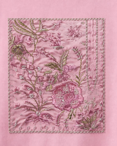 Camiseta de Mujer Personalizada con Bordado Floral Rosa, Cuello Redondo, Manga Corta, Informal, Verano, Algodón, Suministro de Fábrica OEM - Product Image 6