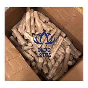 Jouet à mâcher en bois de café de haute qualité 2026, bâton longue durée pour chien, idéal pour l'entraînement à la mastication et le soulagement du stress - Product Image 1