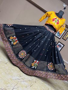 Heavy Cotton Gamthi Work Lehenga Choli With Mirror Work Rayon Cotton Dupatta Navratri Garba Festival Wear Set - Product Image 5