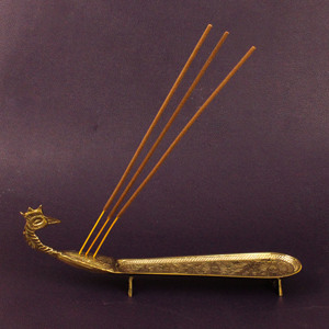 Brûleur d'encens Paon, porte-encens en métal fait main, support d'aromathérapie pour la maison, porte-encens décoratif en métal - Product Image 1
