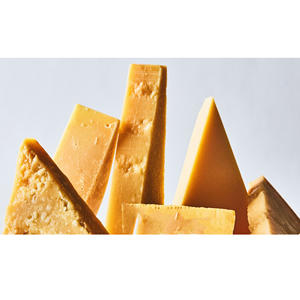 Queso Parmigiano Premium, Queso de Leche de Vaca Curado para Exportación Internacional, Compradores Mayoristas y Suministro Minorista - Product Image 1