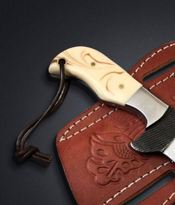 Cuchillo de Acero al Carbono Tipo Bull Cutter, Hoja Forjada a Mano de Primera Calidad, Construcción Resistente, Mango Ergonómico, Cuchillo Utilitario para Exteriores, OEM - Product Image 3