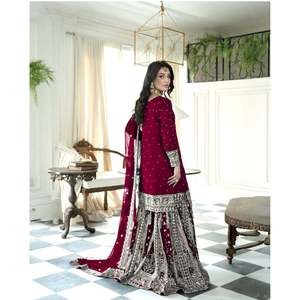 Top elegante para mujer: conjunto de Gharara y Dupatta con trabajo de secuencia de bordado pesado - Product Image 5