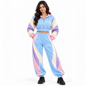 Ensemble de survêtement femme bleu pastel colorblock avec pantalon de jogging large et sweat à capuche court zippé, personnalisable avec logo, vêtements décontractés, fabricant OEM - Product Image 1