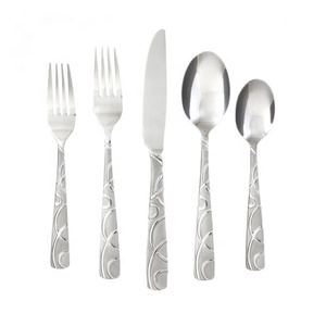 Utensilios de cocina de uso diario para el hogar, juego de cubiertos de acero inoxidable, cuchillo, cuchara, tenedor y esparcidor, juego de cubiertos de Metal decorativo - Product Image 5