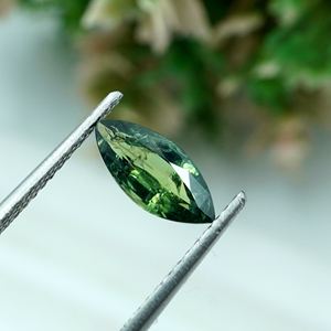 Piedra preciosa de zafiro verde azulado natural, forma marquesa, corte facetado, color verde azul, piedra suelta para la fabricación de joyas. - Product Image 4