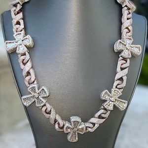 Collier haut de gamme personnalisé pour homme, chaîne cubaine en argent sterling 925, sertie de moissanite taille brillant D VVS - Product Image 2