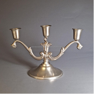 Candelabro de Metal Fundido de Alta Resistencia con 3 Luces • Decoración de Lujo para Bodas, Banquetes y Eventos - Product Image 3