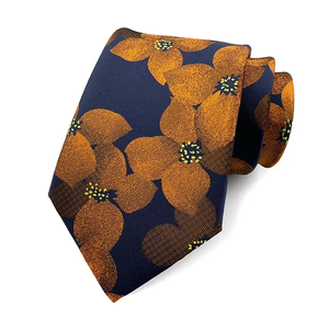 Cravate en soie motif floral menthe et citron vert, finition aux tons frais, accessoires de tenue de fête saisonnière, cravates - Product Image 3
