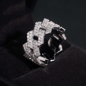 Anillo de Moissanita para Hombre, Diseño Geométrico con Incrustaciones de Diamantes, Anillo de Lujo Estilo Hip Hop - Product Image 2
