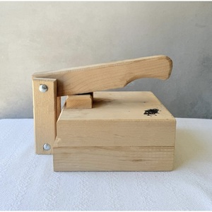 ILAHI's Natural Wood Reusable <b>Corn</b> Tortilla Press-Wholesale Tortilla Making Machine Dishwasher Safe Eco-Friendly Foldable - Product Image 3