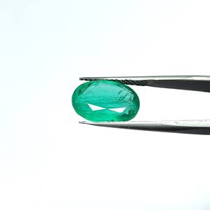 มรกตสีเขียวรูปไข่ 8.67 กะรัต จากแซมเบีย พลอยหลวม - Product Image 3