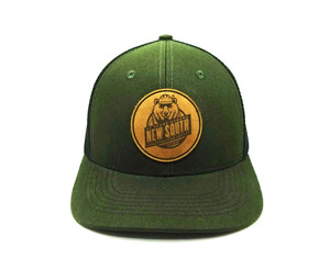 Casquette Trucker Unie en Gros, 6 Panneaux, Haute Qualité, Dos en Maille, Profil Moyen, Visière Pré-courbée, Calotte Structurée, Pour Hommes - Product Image 1